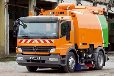 Road sweeper made by FAUN Viatec GmbH uses iglidur plain bearings